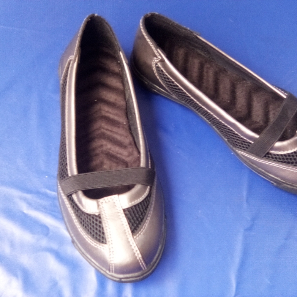 Casual shoes
